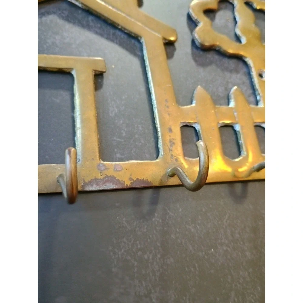 N/A cottagecore accent key